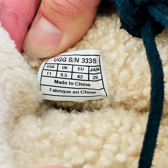 UGG Australia Caspia Boots, Black (Size 11) - Picture 4 of 11